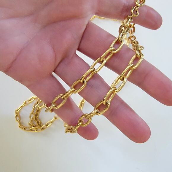 Vintage Gold Tone Double Chain Necklace with Textured Link Layered Retro Jewelry - Picture 7 of 10